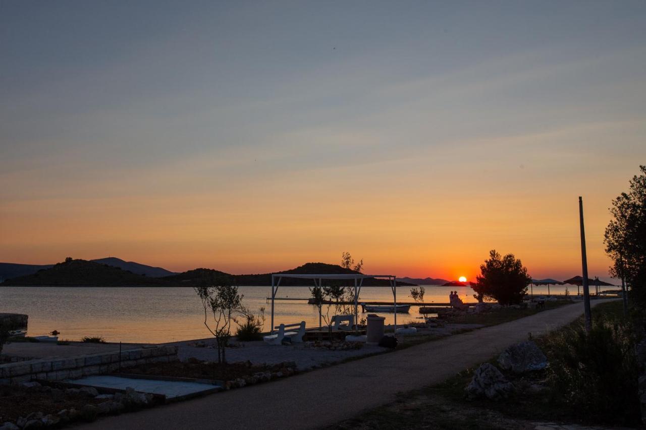 Villa Roberta Zadarvillas ตูรันญ์ ภายนอก รูปภาพ