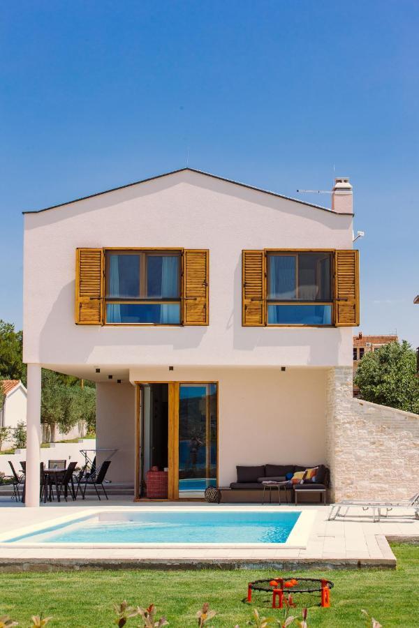 Villa Roberta Zadarvillas ตูรันญ์ ภายนอก รูปภาพ